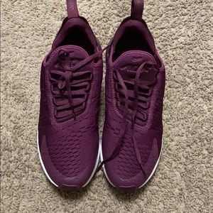 Women’s Nike air max 270 Bordeaux size 10